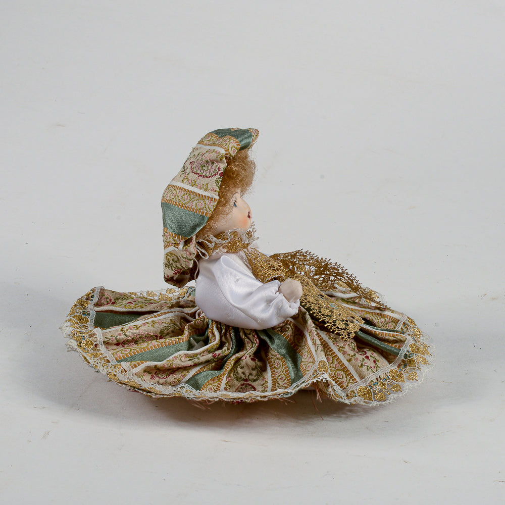 Bambola vintage in biscuit di porcellana serie Capodimonte