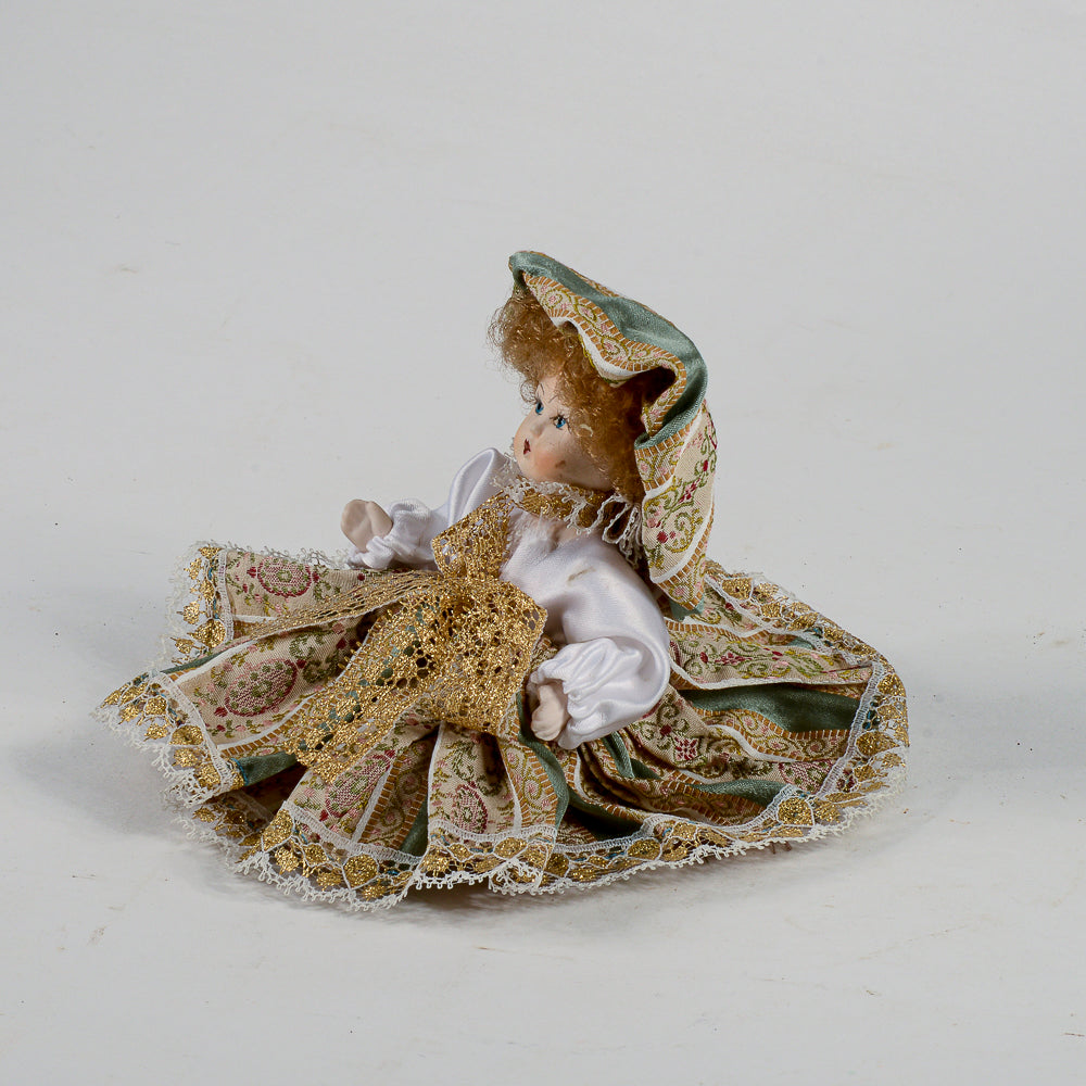 Bambola vintage in biscuit di porcellana serie Capodimonte