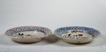 Coppia di piatti in terracotta con scritta Volturno 13 ottobre 1925