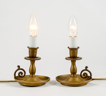 Coppia piccole bugie lampade da tavolo in ottone porta candele elettrificate funzionanti