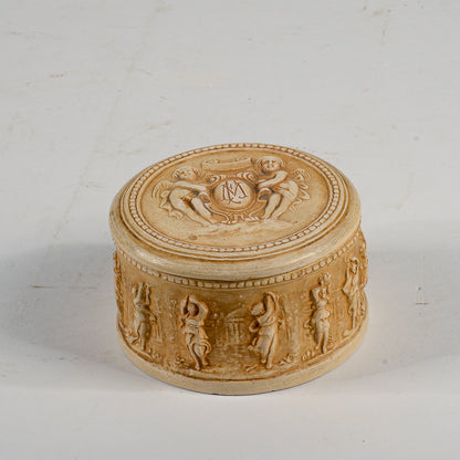 Scatola in ceramica con inscrizione fm manifattura di signa 1733