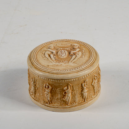 Scatola in ceramica con inscrizione fm manifattura di signa 1733