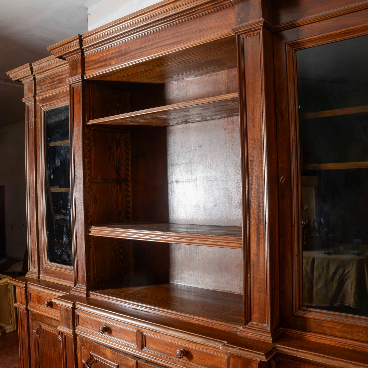 Credenza Due Corpi