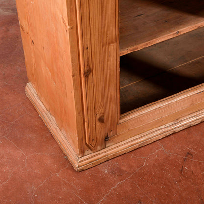 Credenza parte sopra in abete Italia fine XIX secolo