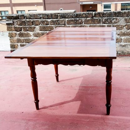 Tavolo allungabile a tiro in legno di abete massello Italia epoca 800