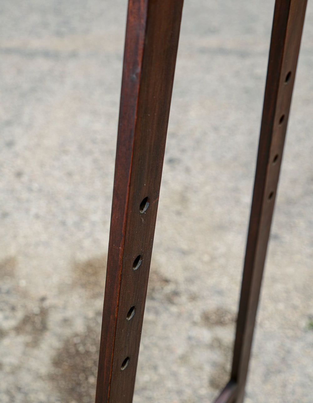 Cavalletto da pittore per quadri in legno senza perni Italia epoca primo 900