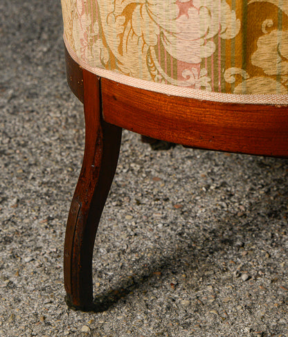 Poltrona in noce epoca Luigi Filippo con seduta realizzata per nascondere comoda bagno wc in legno meta 800
