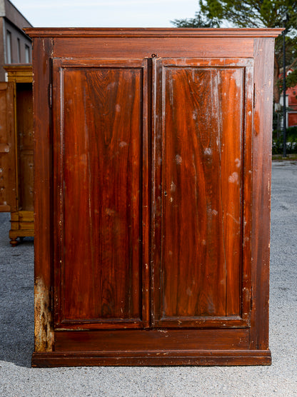 Armadio a due ante laccato epoca 800 legno abete senza schiena