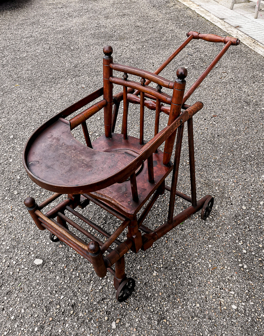 Seggiolone sedia da  bambino passeggino  girello pieghevole  Italia epoca primo 1900
