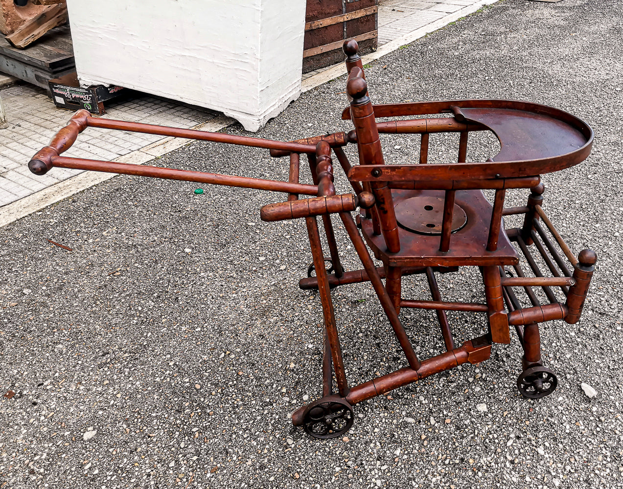Seggiolone sedia da  bambino passeggino  girello pieghevole  Italia epoca primo 1900