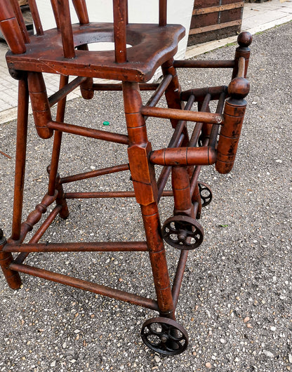Seggiolone sedia da  bambino passeggino  girello pieghevole  Italia epoca primo 1900