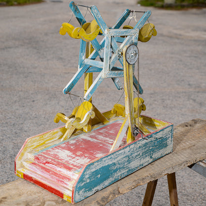 Giostrina in legno con meccanismo a catena in legno laccato epoca 900