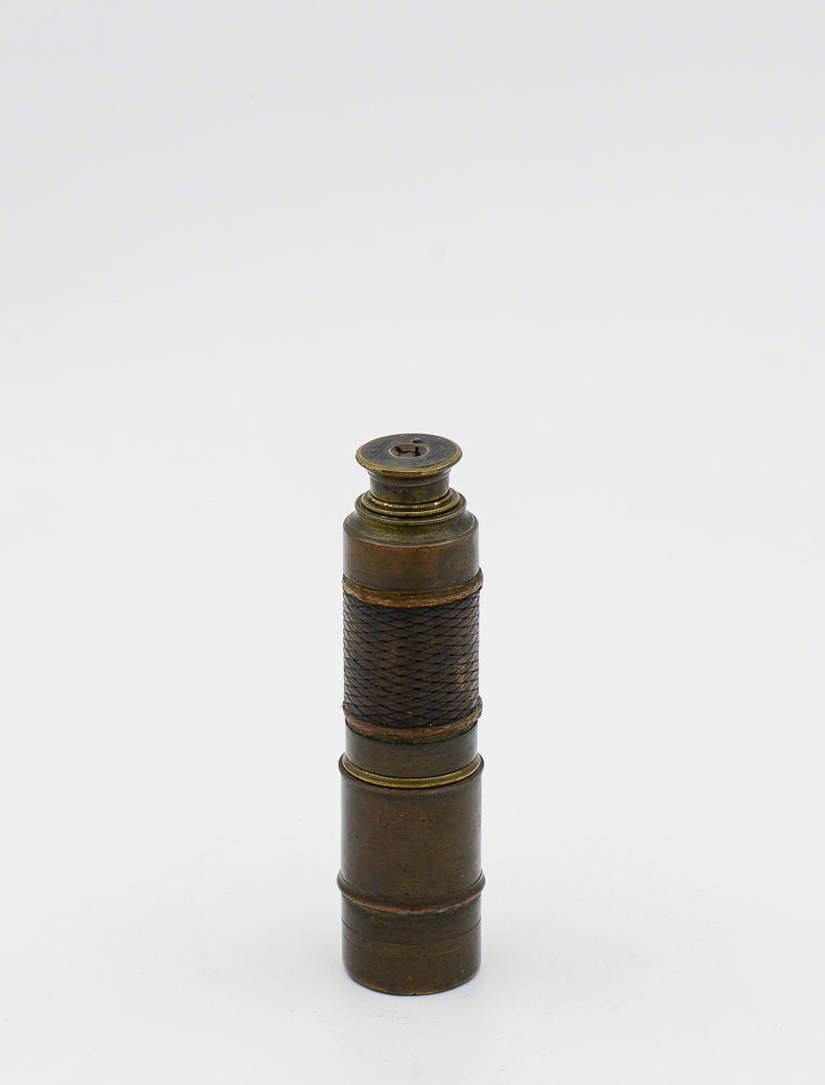 Cannocchiale piccolo navale nave ottone e vetro funzionante segni del tempo  epoca 900