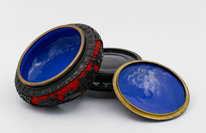 Vaso cloisonnet  in metallo smaltato e decori esterni rosso e nero base in legno Cina  1980