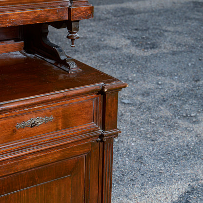 Credenza due corpi in legno di abete Italia epoca fine 800