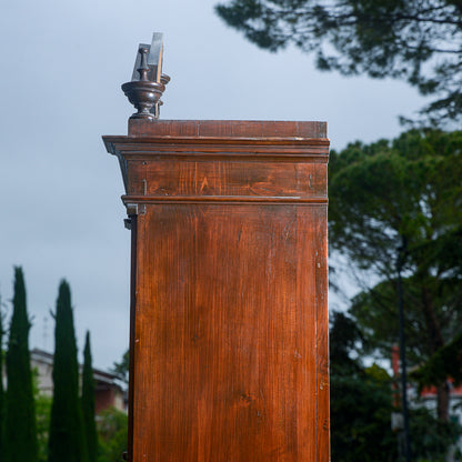 Credenza due corpi in legno di abete Italia epoca fine 800