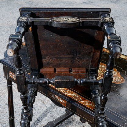 Sedia tinta ebano  intarsiata  con decori a rilievo stile  Pogliani epoca fine 800