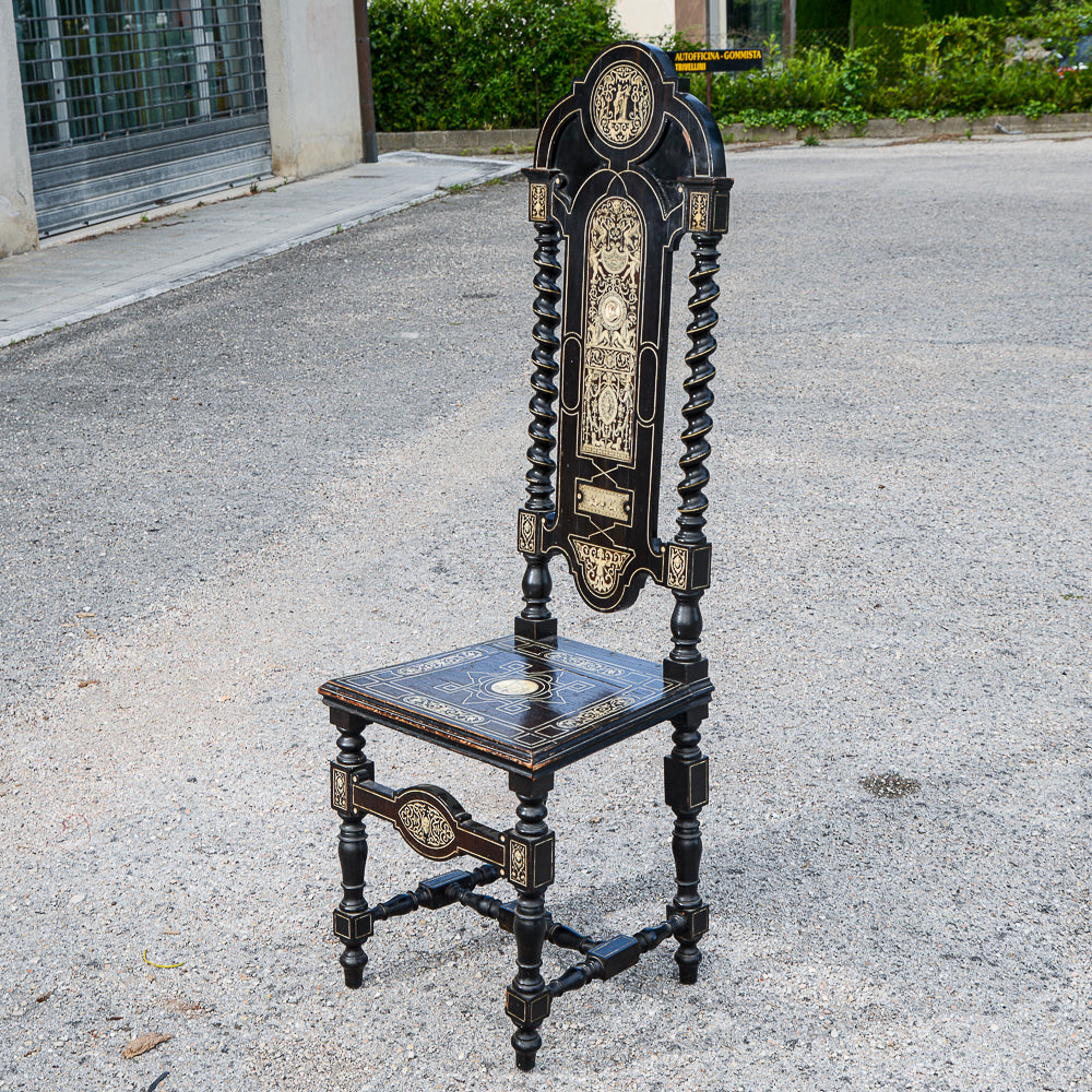 Sedia tinta ebano  intarsiata  con decori a rilievo stile  Pogliani epoca fine 800