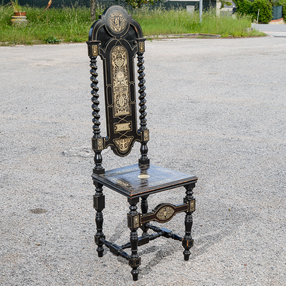 Sedia tinta ebano  intarsiata  con decori a rilievo stile  Pogliani epoca fine 800