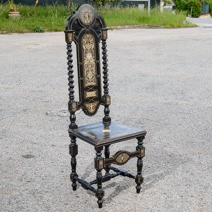Sedia tinta ebano  intarsiata  con decori a rilievo stile  Pogliani epoca fine 800