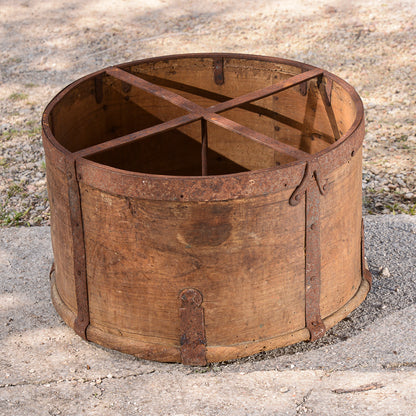 Misura per grano grande in legno con rinforzi in metallo Italia epoca fine 800