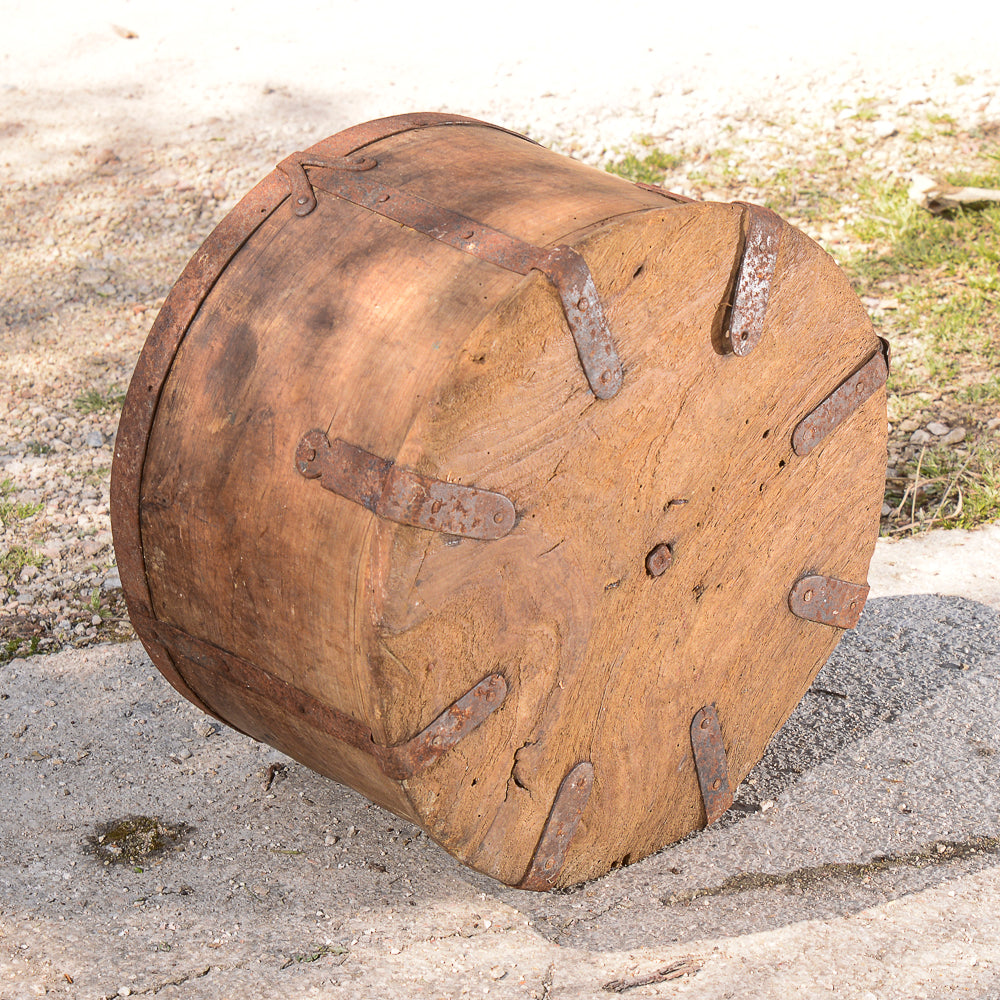 Misura per grano grande in legno con rinforzi in metallo Italia epoca fine 800