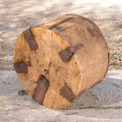 Misura per grano grande circolare in legno con riforzi in metallo Italia epoca fine 800