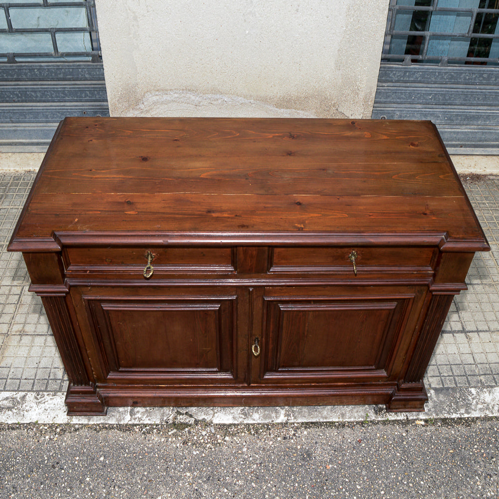 Credenza due cassetti due ante in legno di abete massello  Italia epoca fine 800