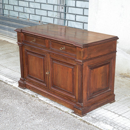 Credenza due cassetti due ante in legno di abete massello  Italia epoca fine 800