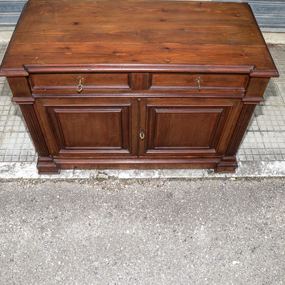 Credenza due cassetti due ante in legno di abete massello  Italia epoca fine 800
