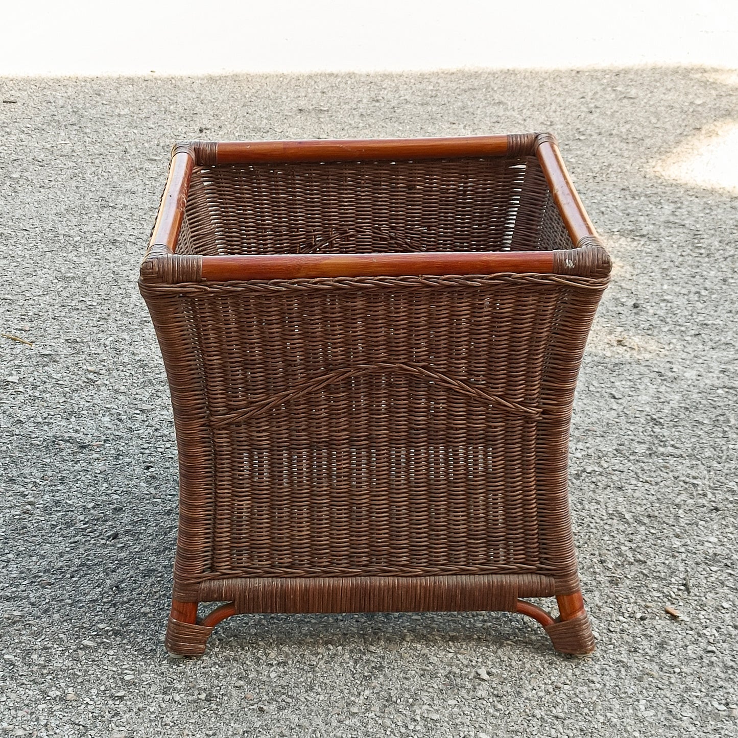Portavasi colorato in bamboo  midollino e vimini Italia 1970