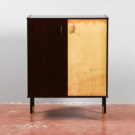 Credenzina bicolore mogano e decoro orientale mid century