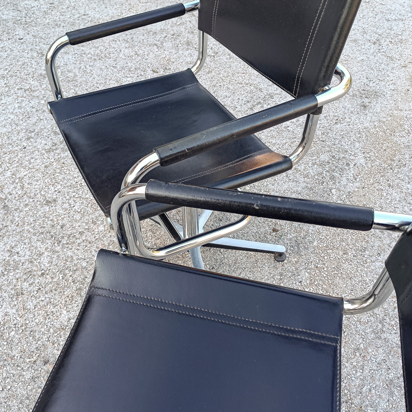 Set 2 poltrone sedie da studio  stile Mart Stam cuoio acciaio anni 80