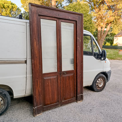 Porta due ante con telaio in legno di abete masselo  vetro a righe satinato Italia epoca primo 900