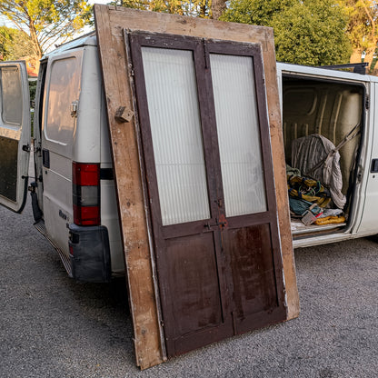 Porta due ante con telaio in legno di abete masselo  vetro a righe satinato Italia epoca primo 900