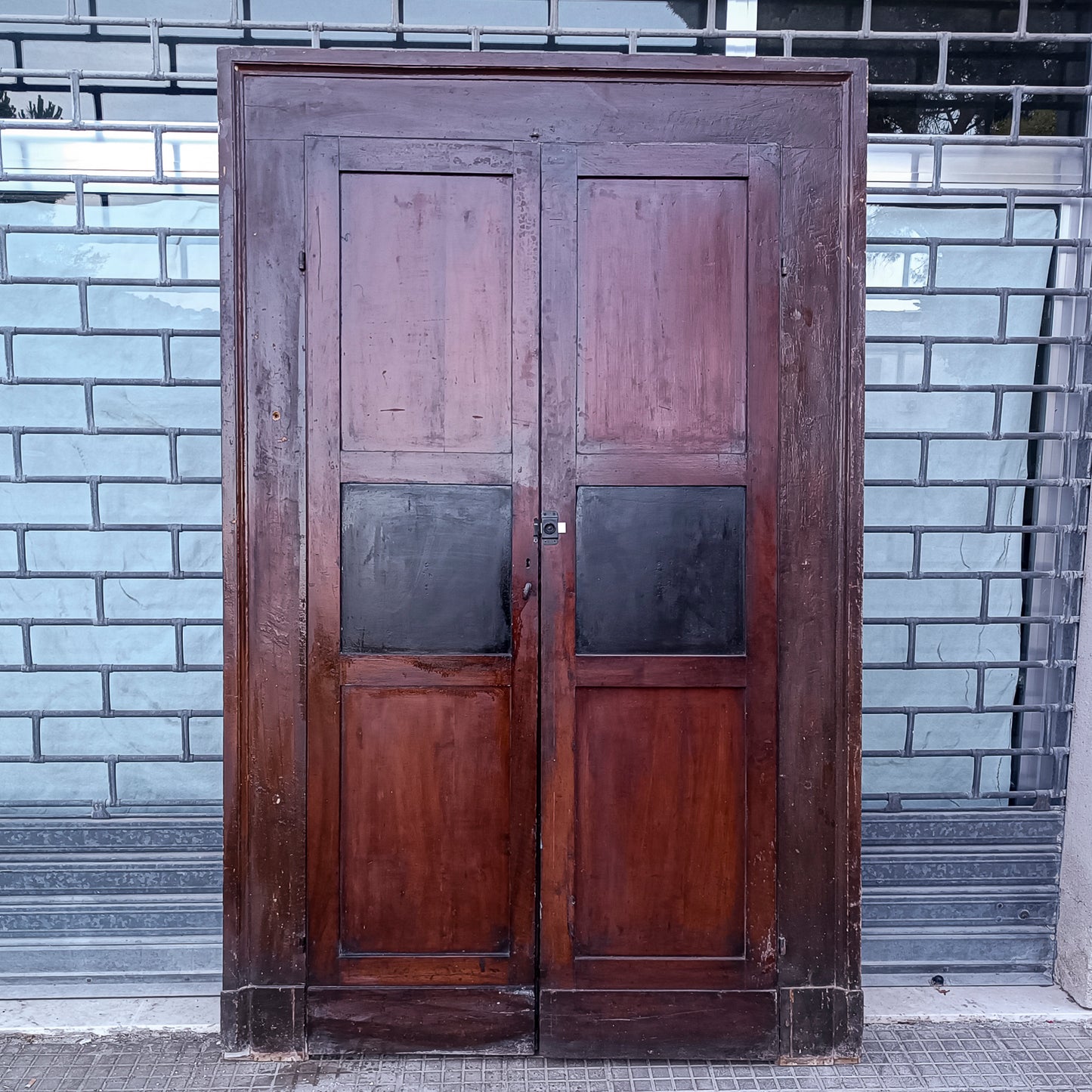 Porta con telaio due ante Italia epoca prima metà dell'800