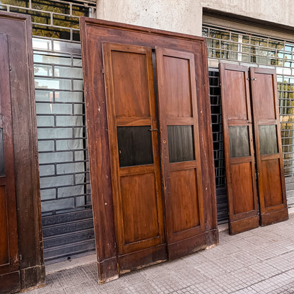 Porta con telaio due ante in legno di abete  Italia epoca primo 900