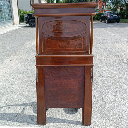 Culla letto per bambini stile impero con sponde reclinabili Italia epoca metà 900