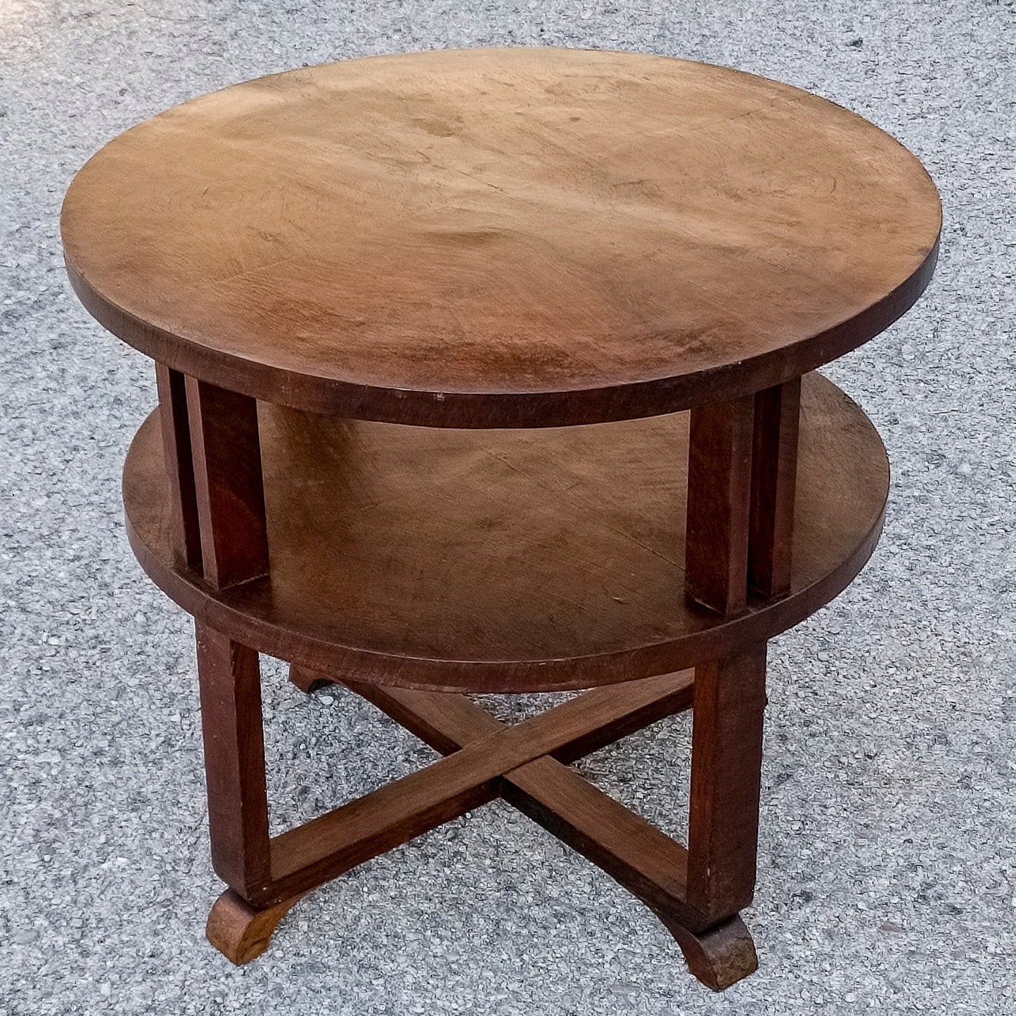 Tavolino deco rotondo impellicciato in noce