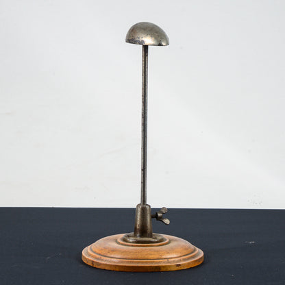 base supporto portacappello in legno e metallo