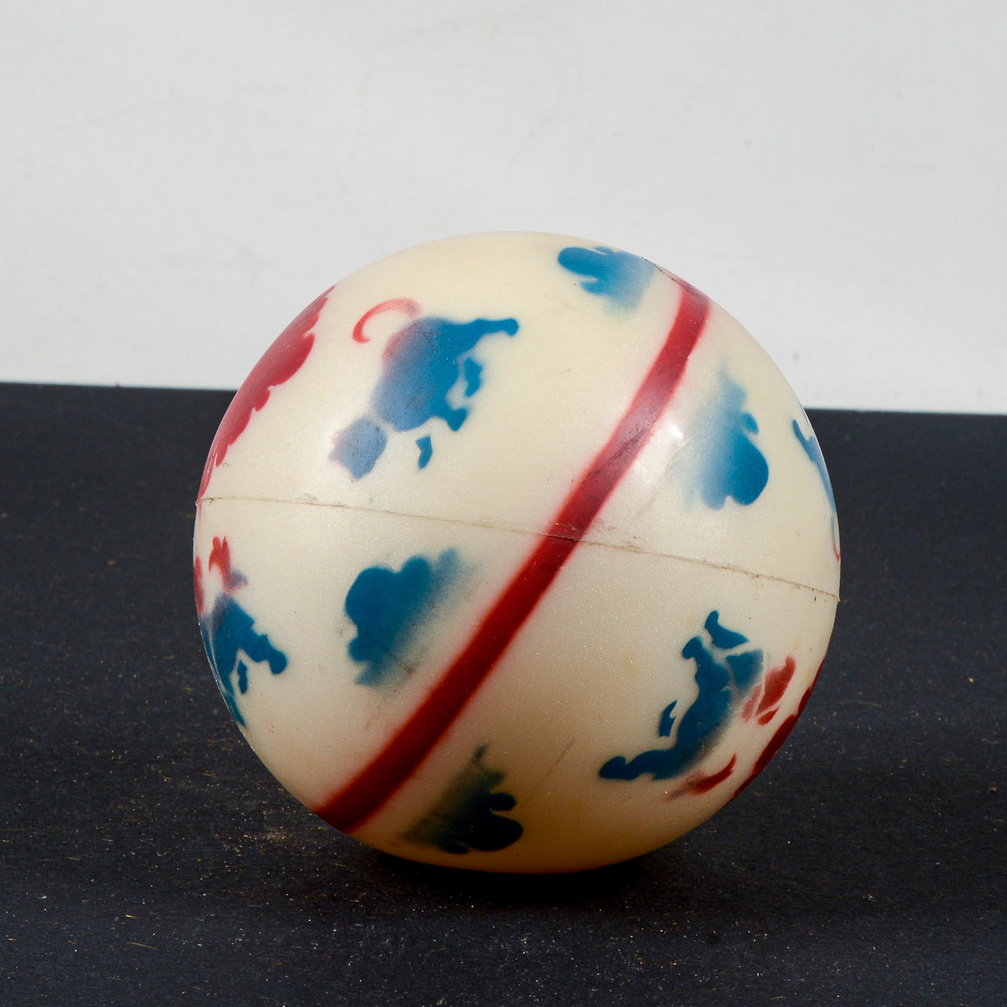 Giocattolo vintage palla in gomma plastica