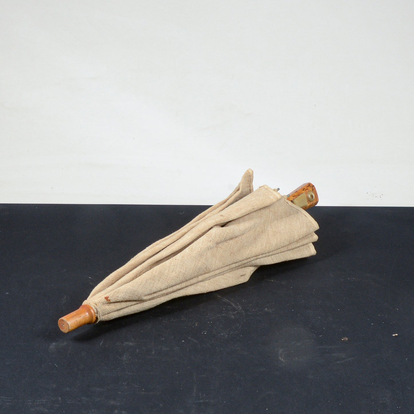 Ombrello parasole in legno bakelite e tessuto  epoca primo 900