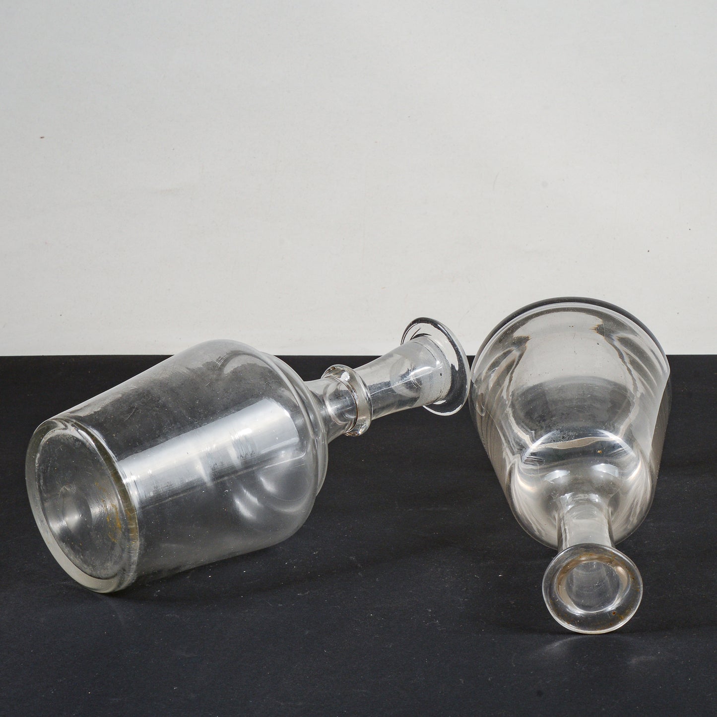 set coppia bottiglie brocche in vetro epoca primo 900 svasate