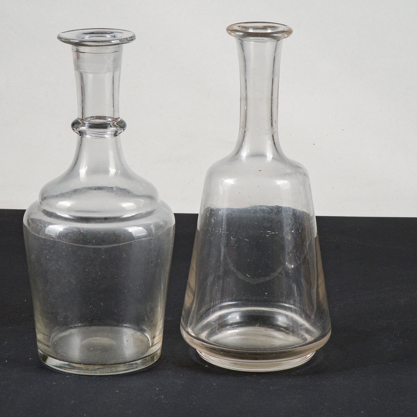 set coppia bottiglie brocche in vetro epoca primo 900 svasate