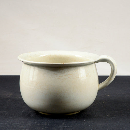 vaso in ceramica bianca pitale firmato s. c. richard