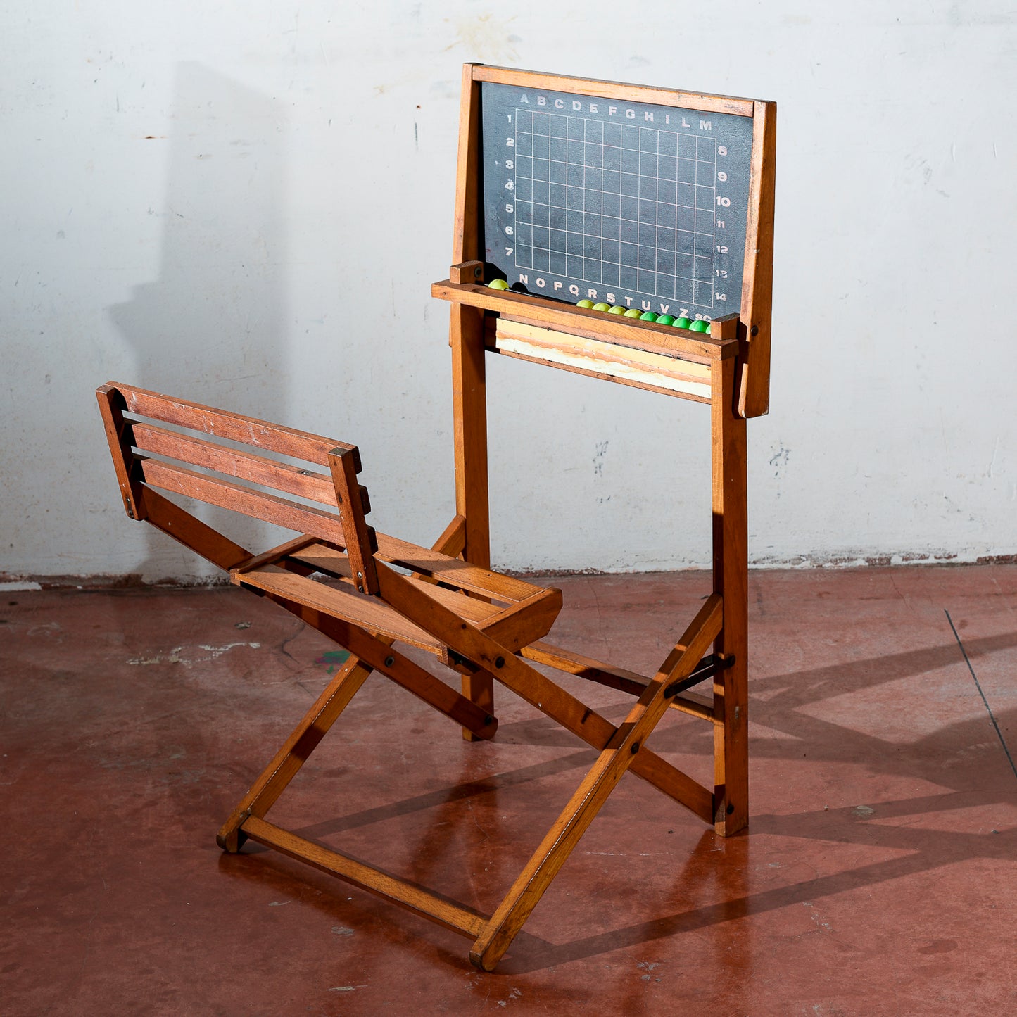 banco da scuola bambino studio con piano mobile e lavagna richiudibile