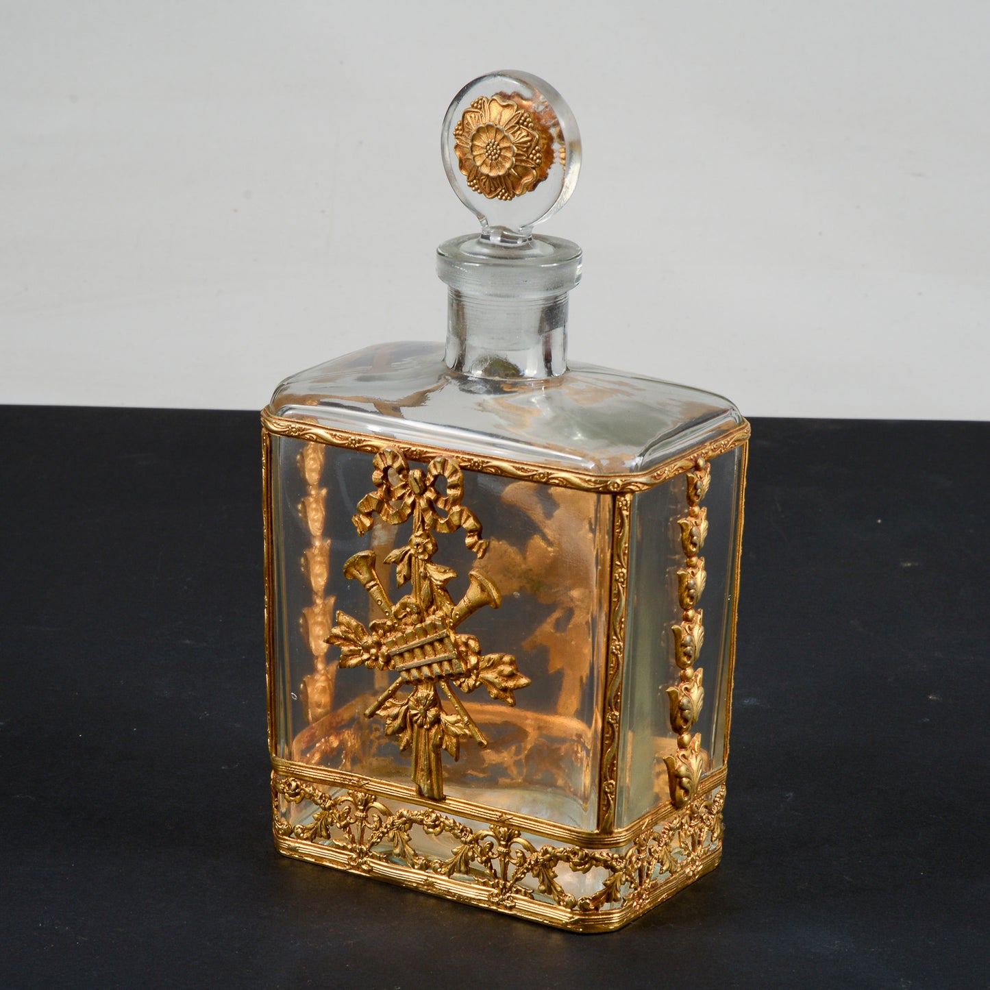 bottiglia da whisky liquore decorata in metallo dorato