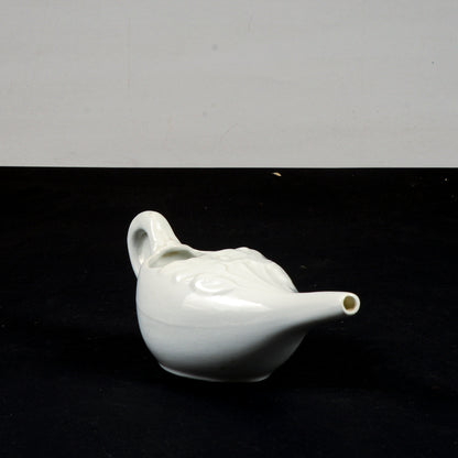 lattiera in ceramica bianca con decoro floreale firmata S.B.Richard