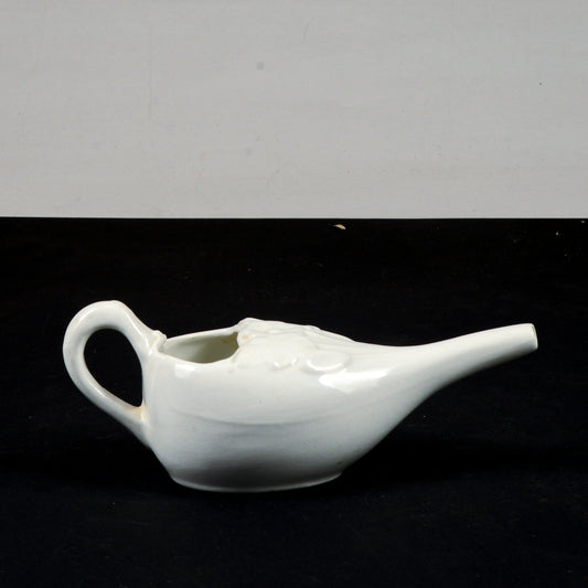 lattiera in ceramica bianca con decoro floreale firmata S.B.Richard