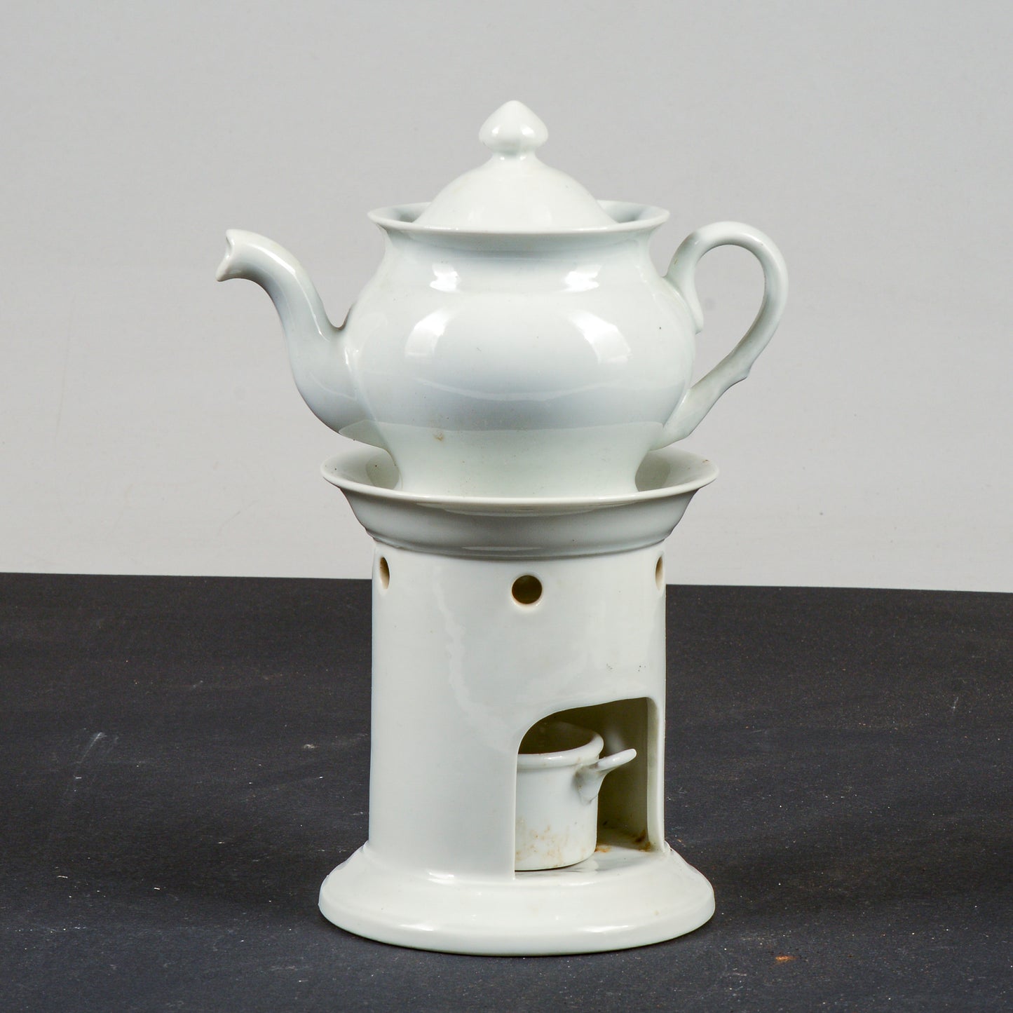 teiera ceramica bianca Richard Ginori con base e porta candela